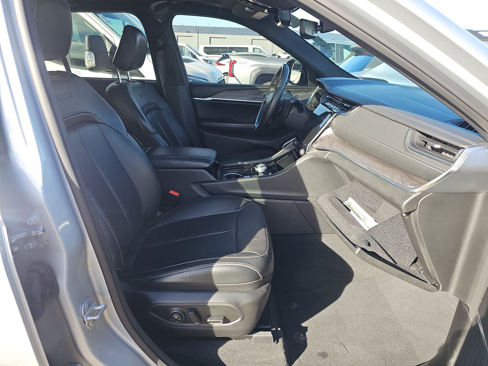 2022 Jeep Grand Cherokee Overland AWD