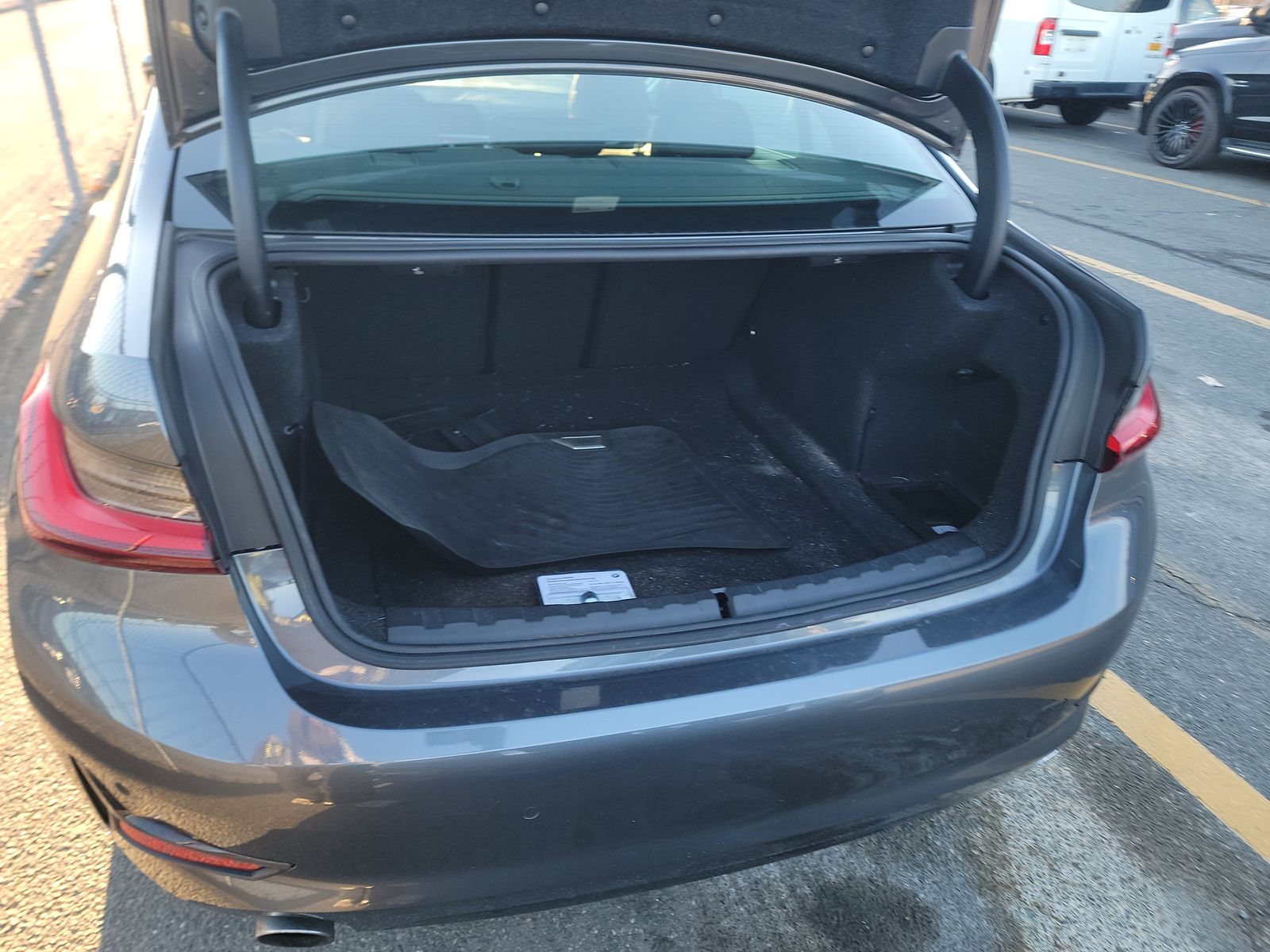 2022 BMW 3 Series 330i xDrive AWD