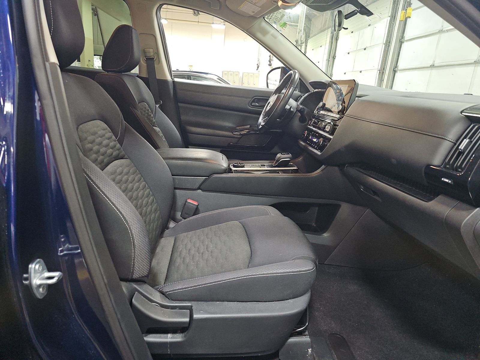 2024 Nissan Pathfinder SV AWD