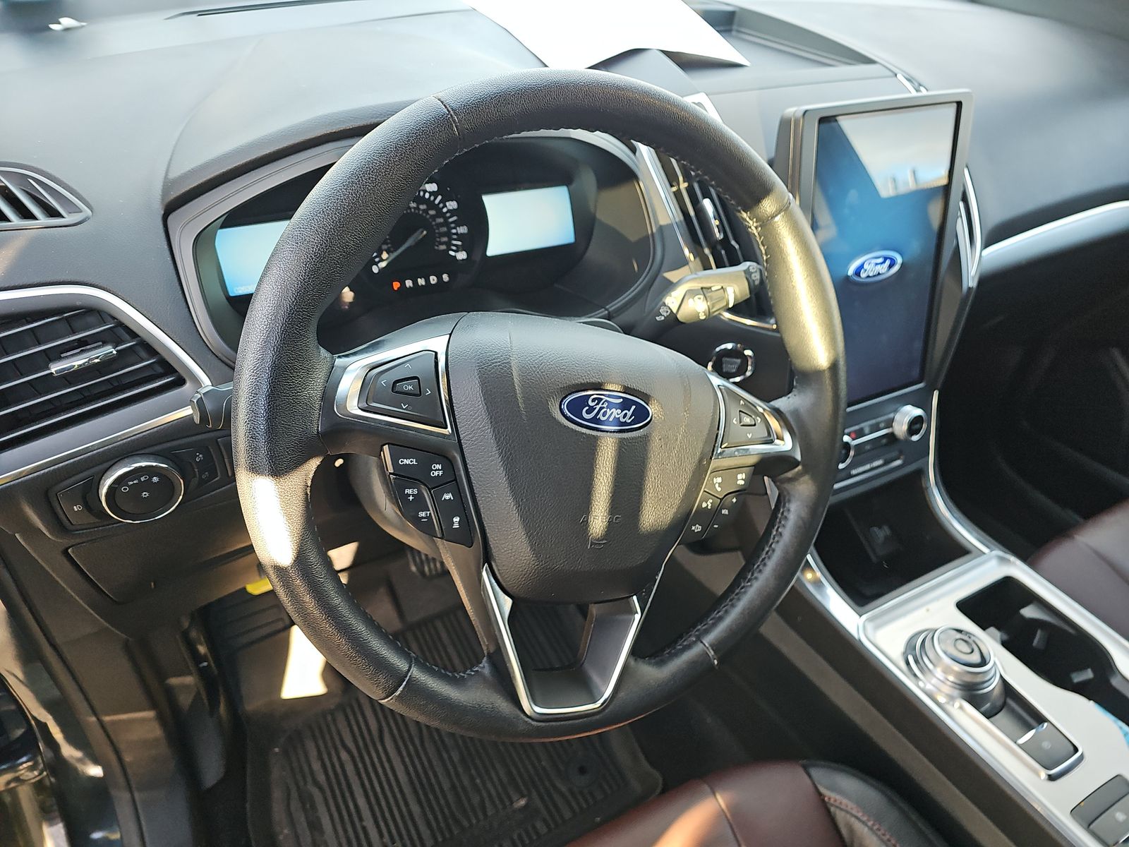 2022 Ford Edge Titanium AWD