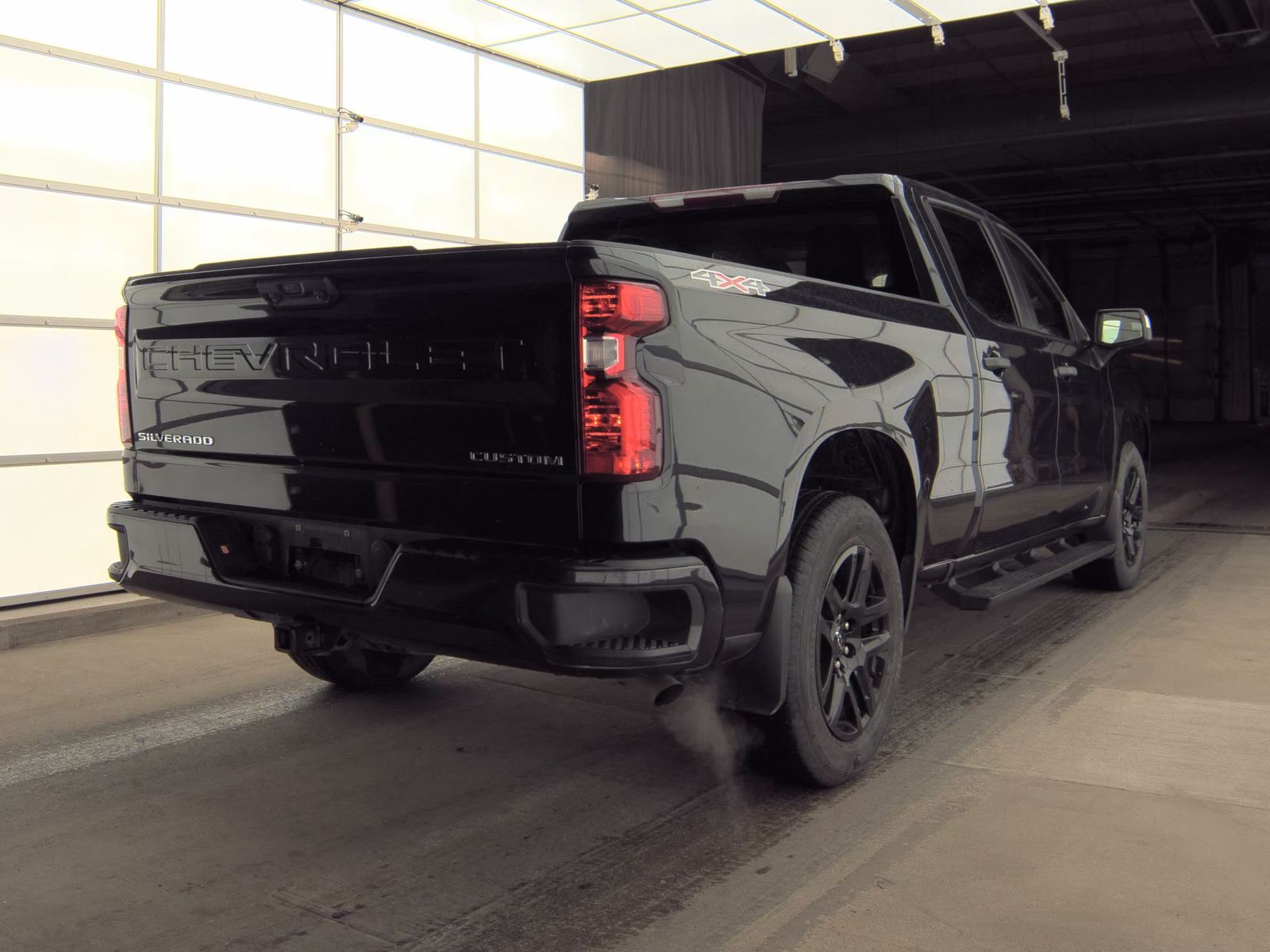 2023 Chevrolet Silverado 1500 Custom AWD