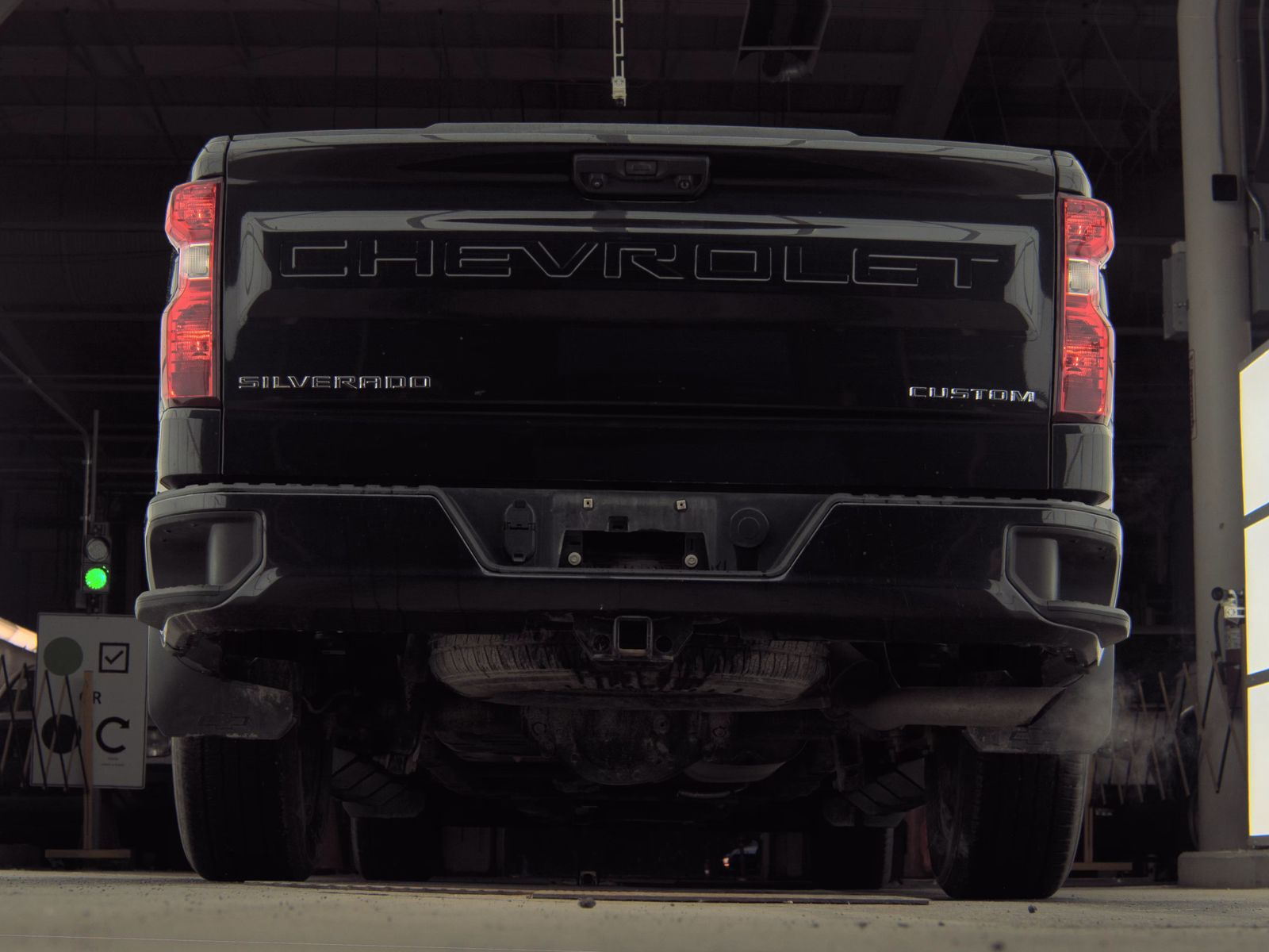 2023 Chevrolet Silverado 1500 Custom AWD