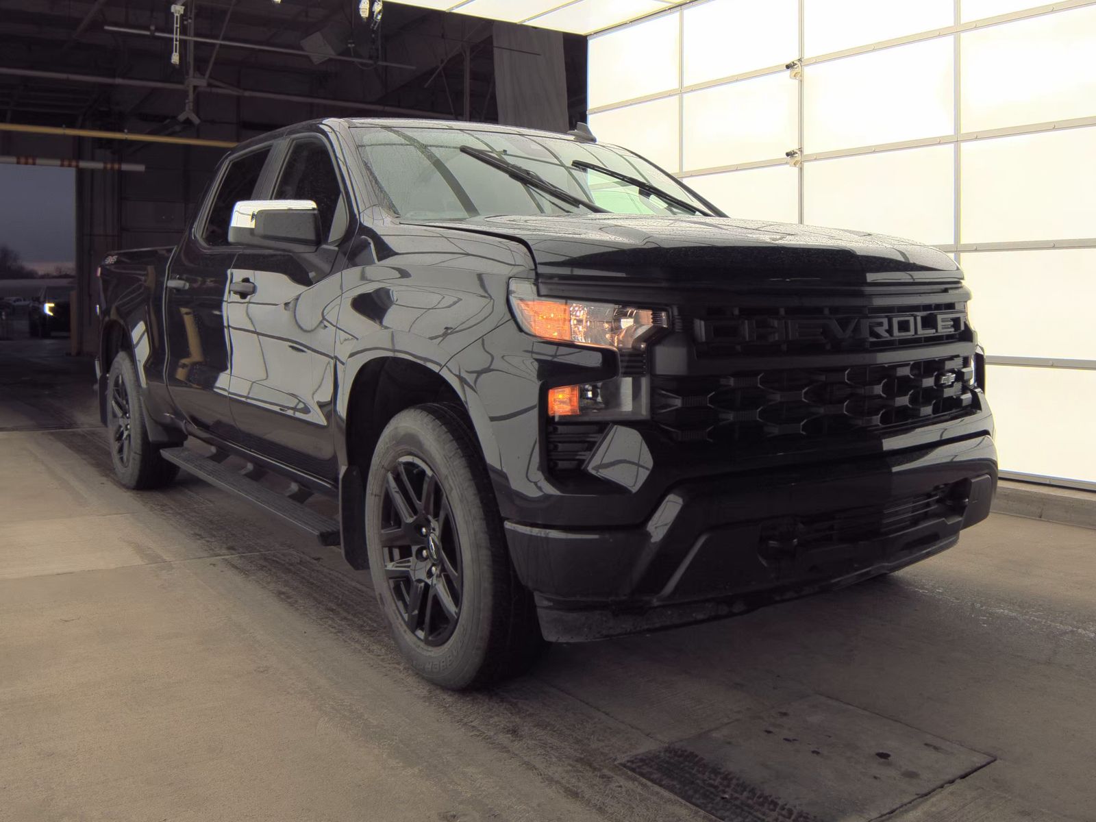 2023 Chevrolet Silverado 1500 Custom AWD