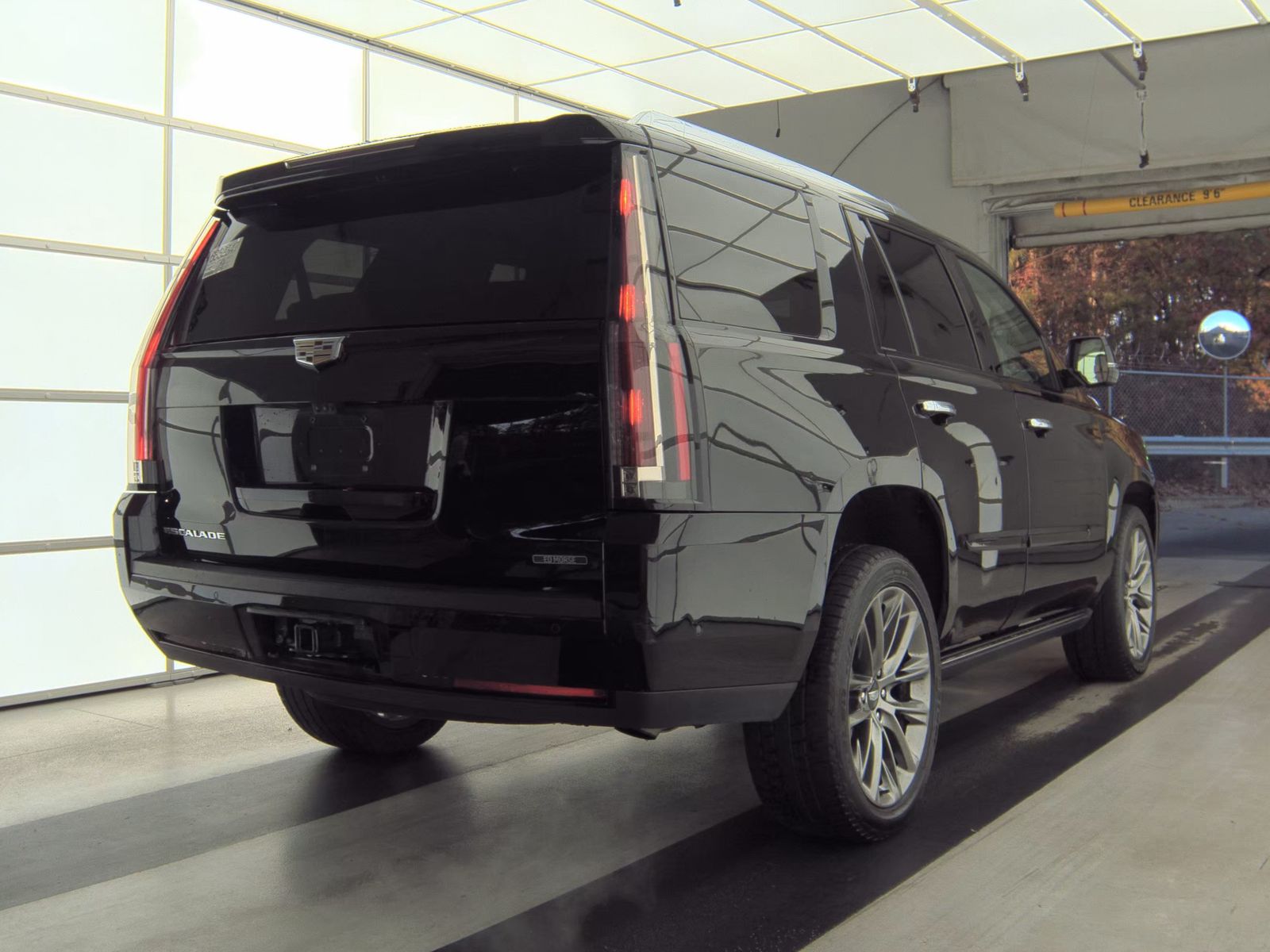 2020 Cadillac Escalade Premium Luxury RWD