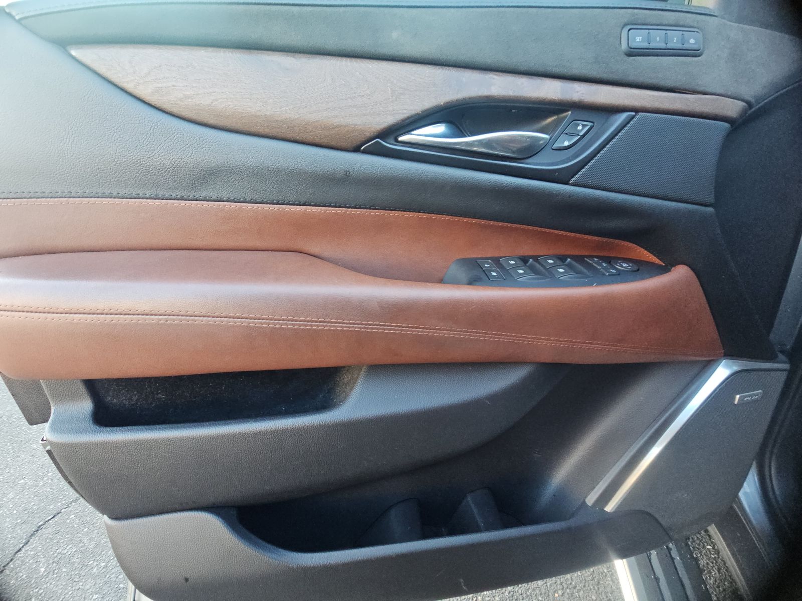 2019 Cadillac Escalade ESV Premium Luxury RWD