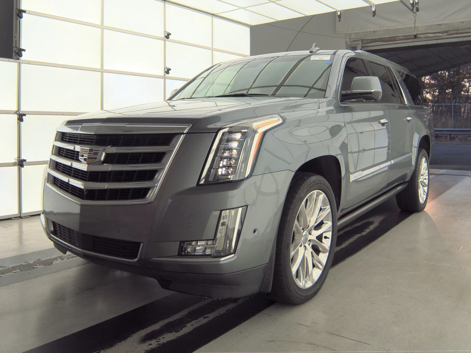 2019 Cadillac Escalade ESV Premium Luxury RWD