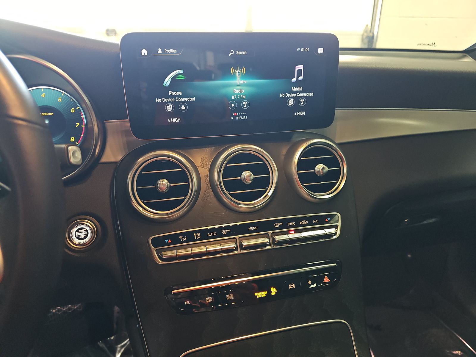 2022 Mercedes-Benz GLC GLC 300 AWD