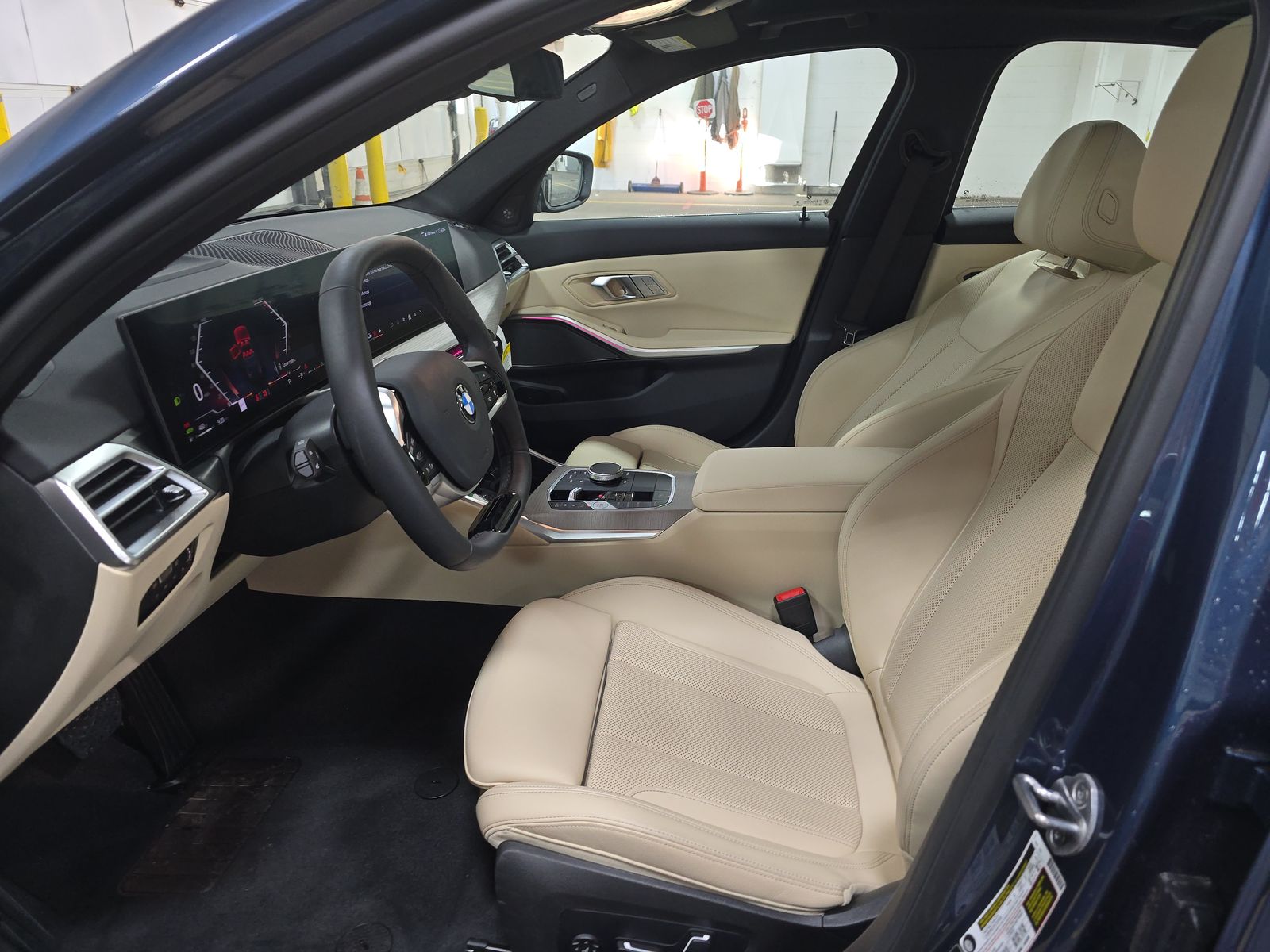 2025 BMW 3 Series 330i xDrive AWD