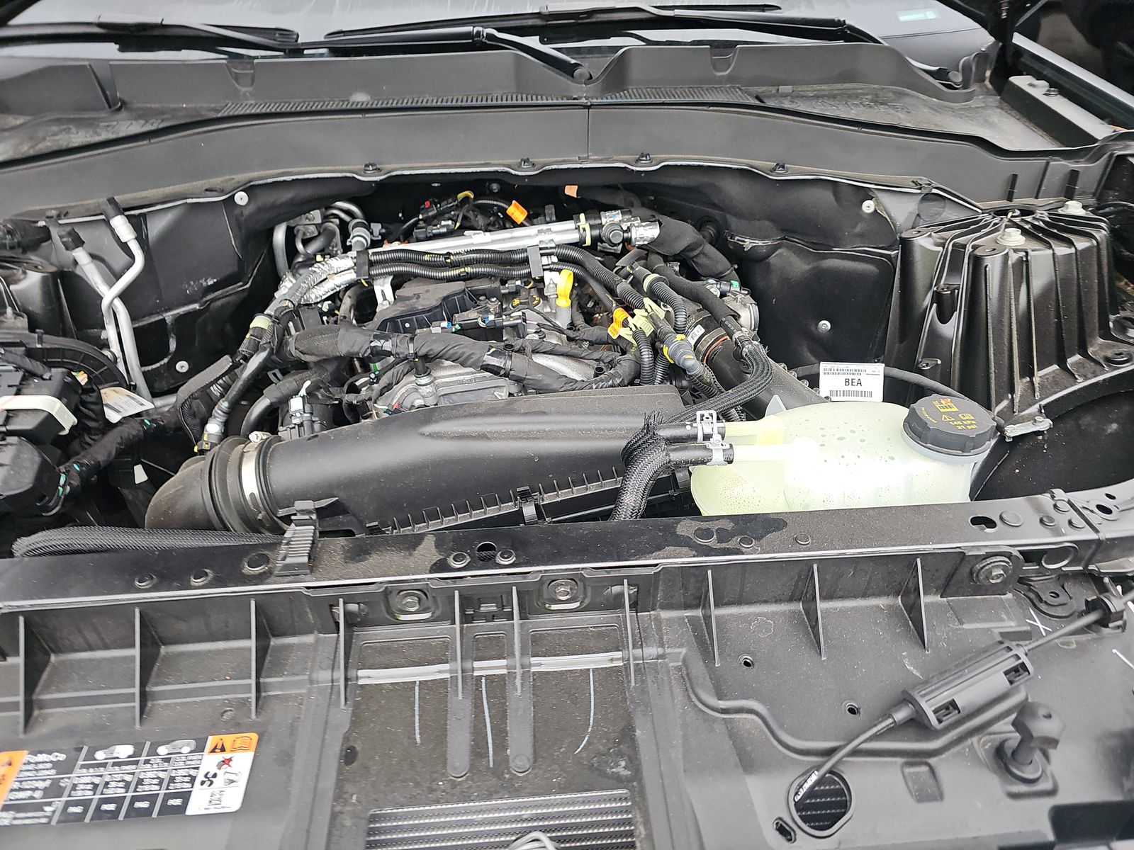 2025 Ford Explorer Active AWD