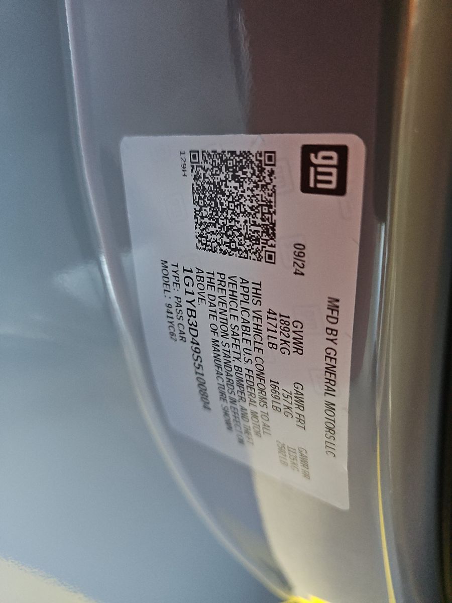 2025 Chevrolet Corvette Stingray RWD