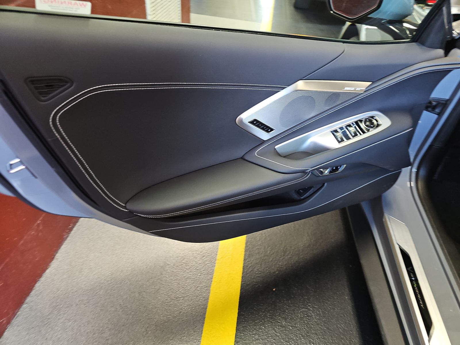 2025 Chevrolet Corvette Stingray RWD