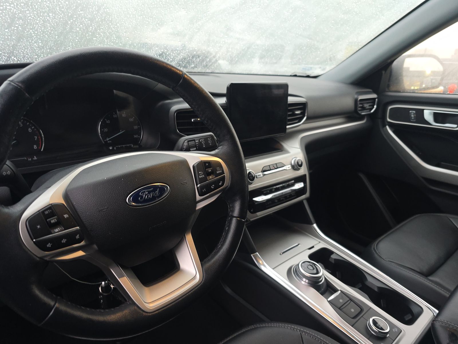 2022 Ford Explorer XLT AWD