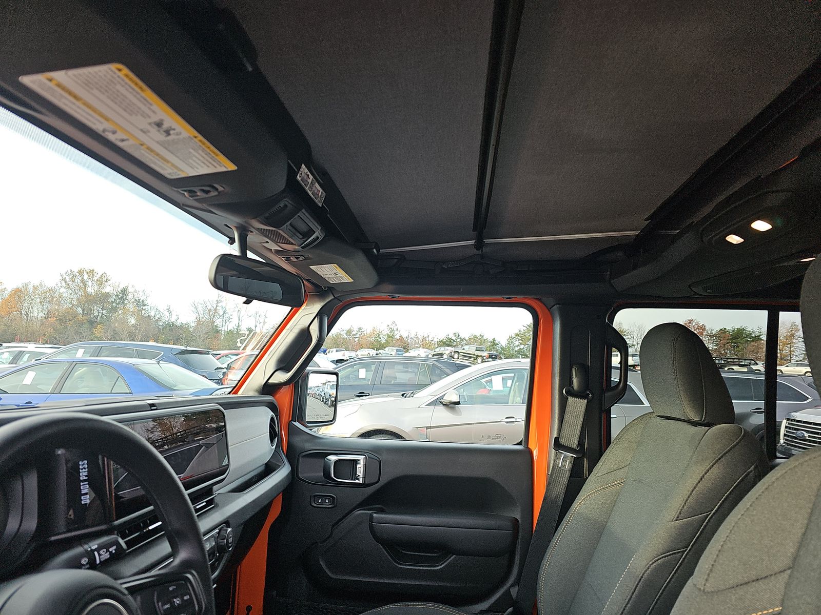 2025 Jeep Wrangler Sport AWD