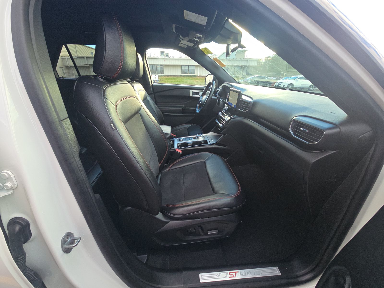 2022 Ford Explorer ST-Line AWD