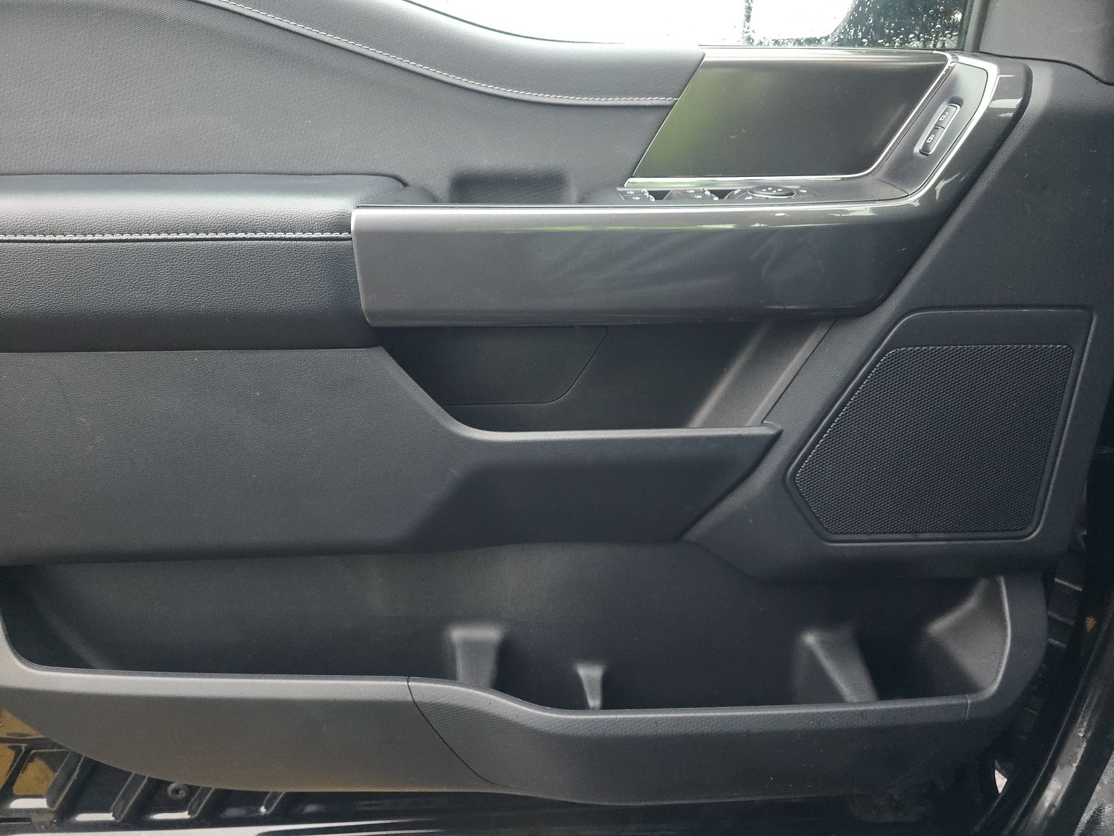 2023 Ford F-150 Hybrid XLT AWD