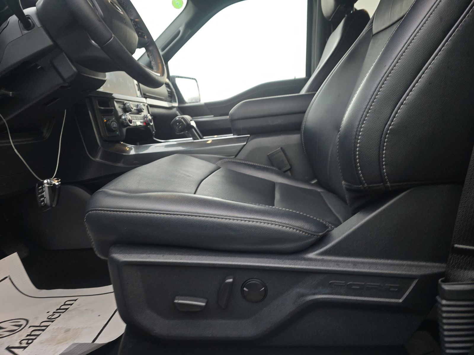 2023 Ford F-150 Hybrid XLT AWD