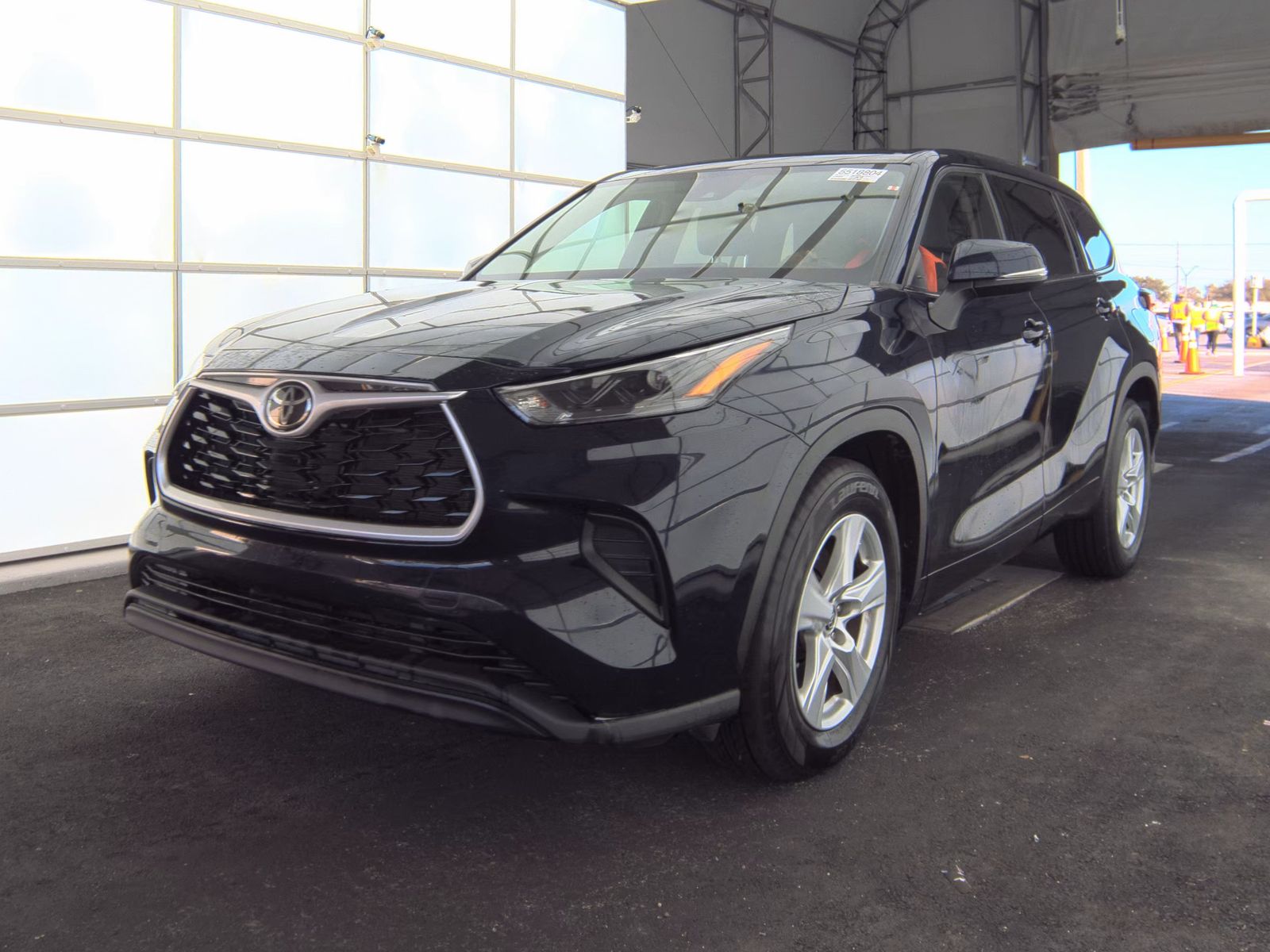 2022 Toyota Highlander L FWD