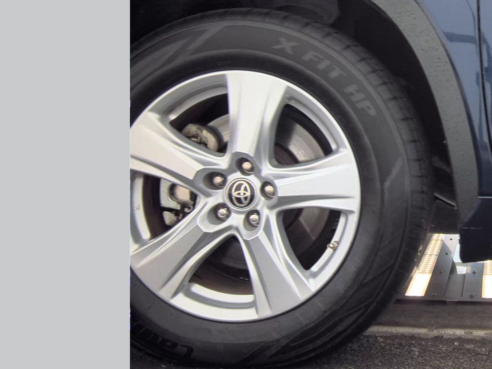 2022 Toyota Highlander L FWD