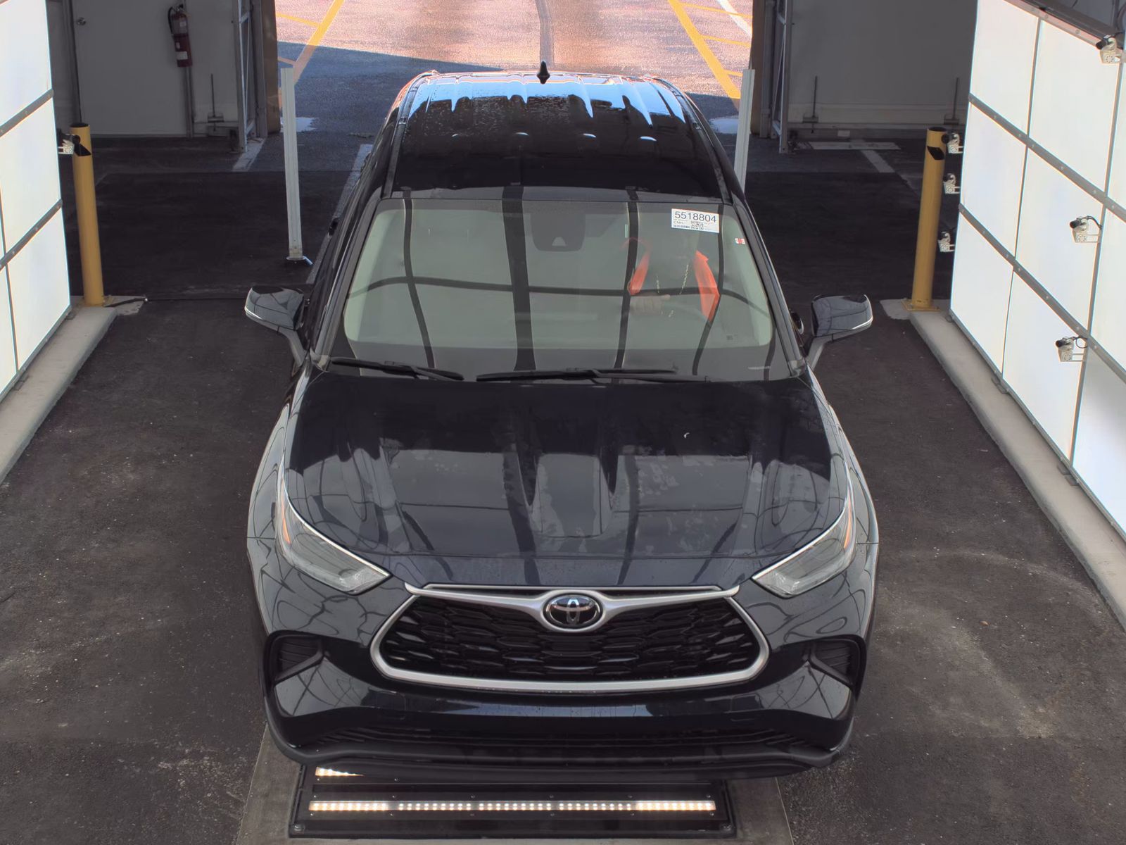 2022 Toyota Highlander L FWD