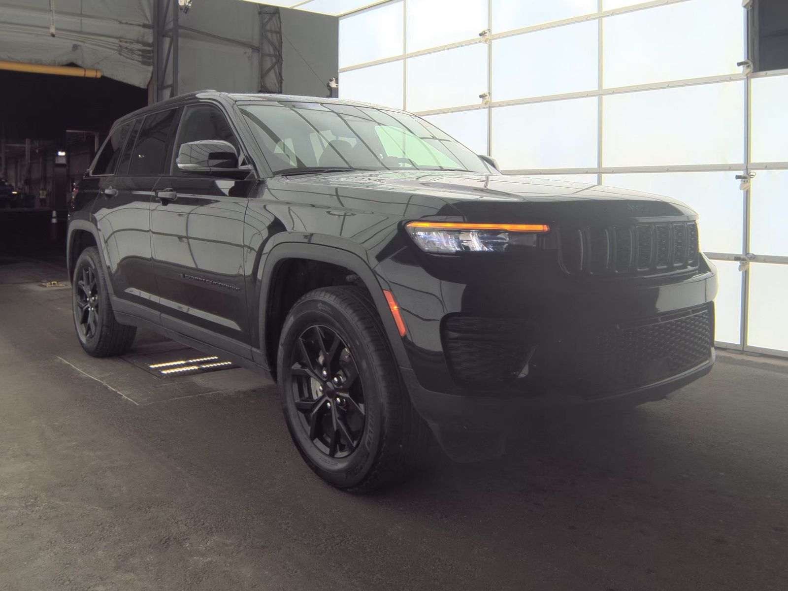 2024 Jeep Grand Cherokee Altitude AWD