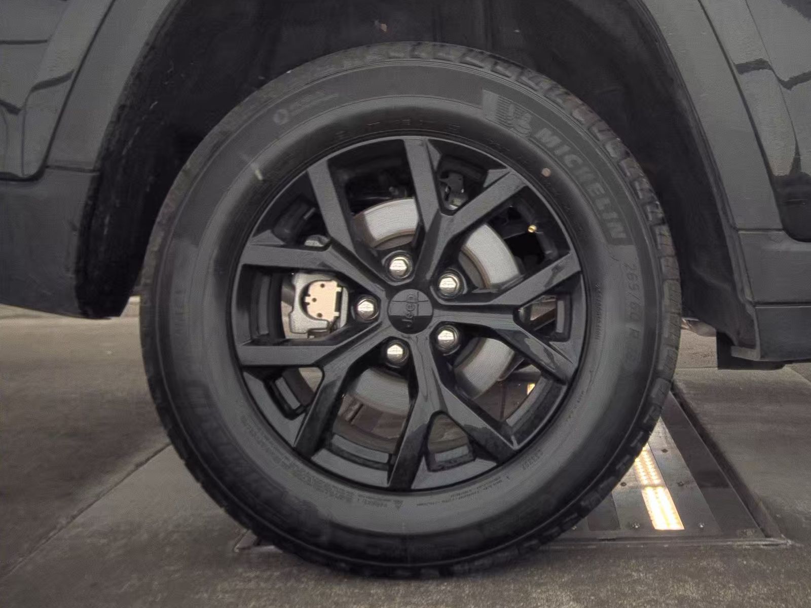 2024 Jeep Grand Cherokee Altitude AWD