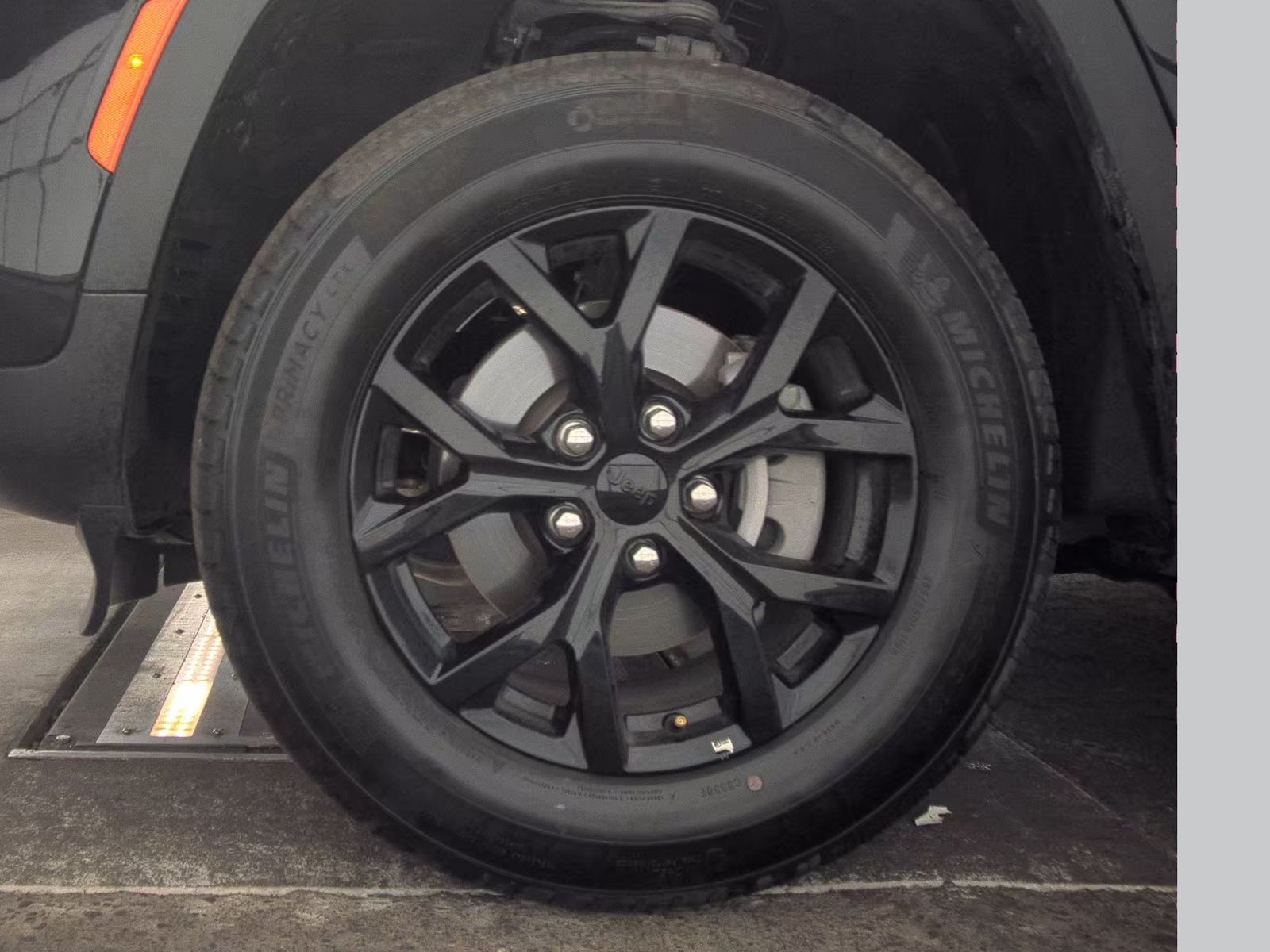 2024 Jeep Grand Cherokee Altitude AWD