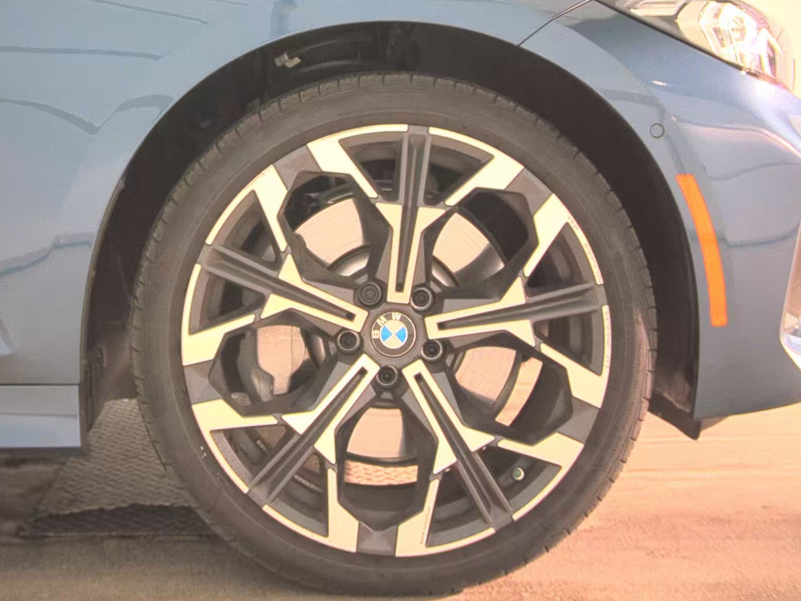 2025 BMW 3 Series 330i xDrive AWD