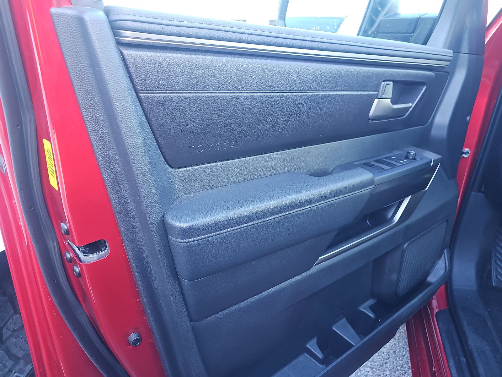 2025 Toyota Tundra SR5 AWD