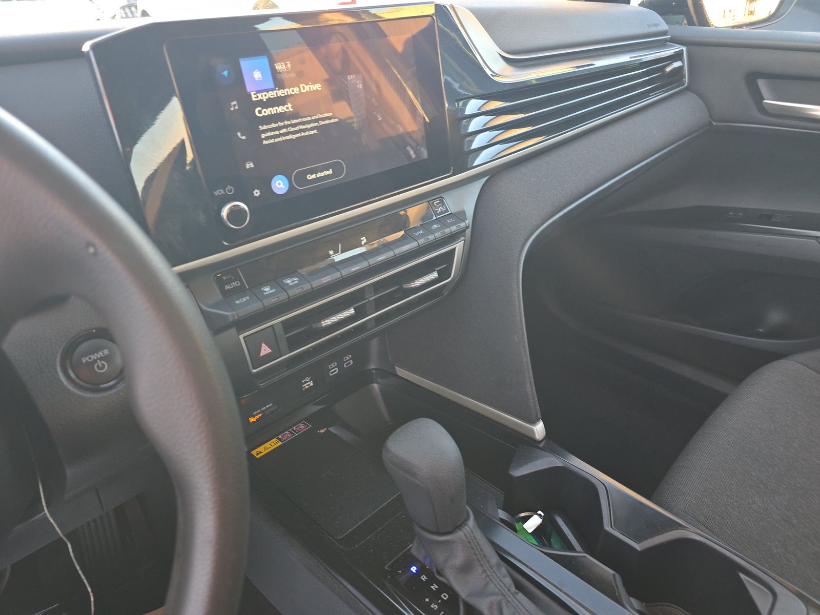 2025 Toyota Camry LE FWD