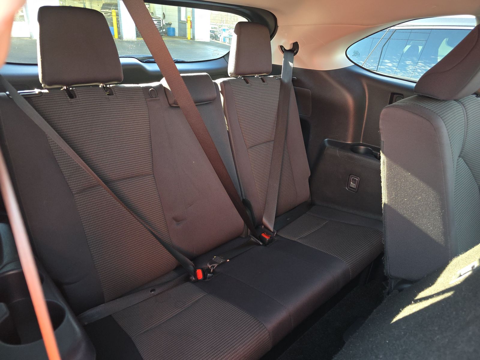 2024 Toyota Highlander LE AWD