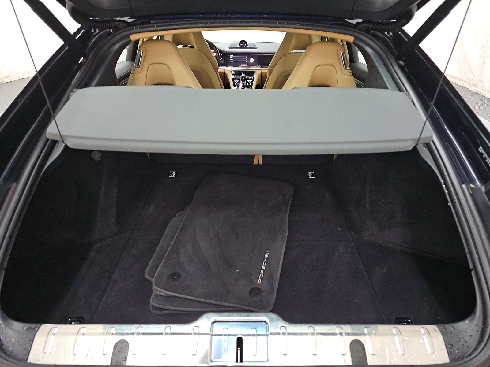 2023 Porsche Panamera 4 Platinum Edition AWD