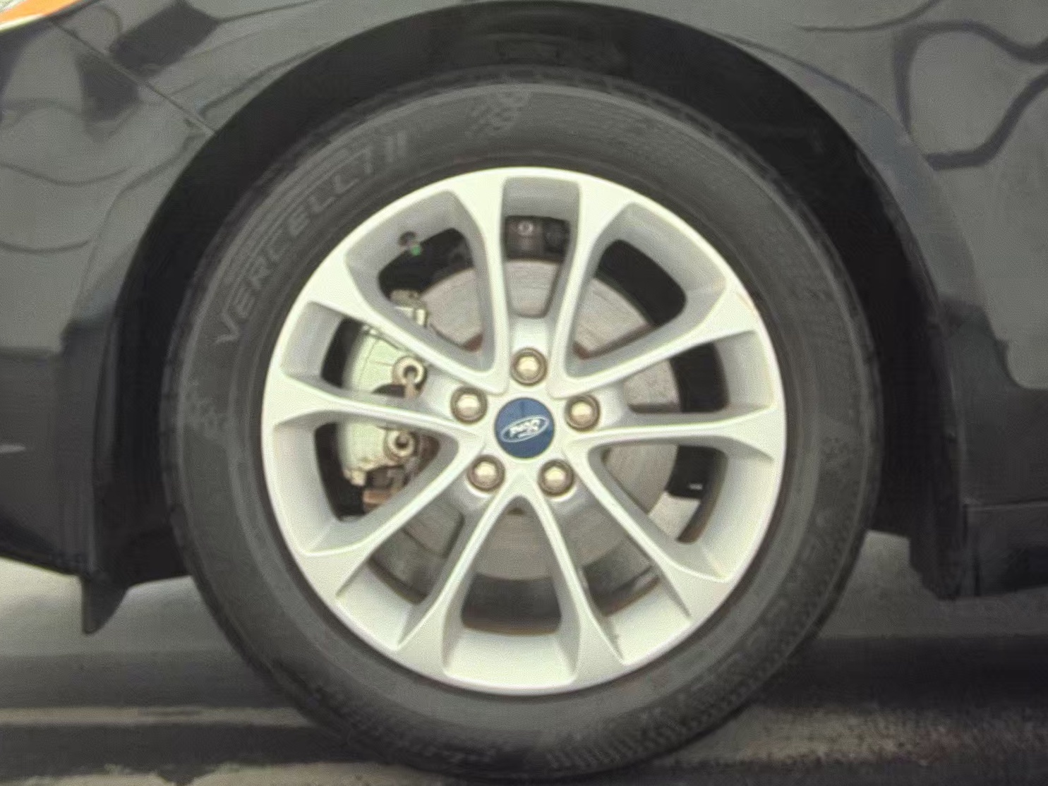 2020 Ford Fusion SE FWD