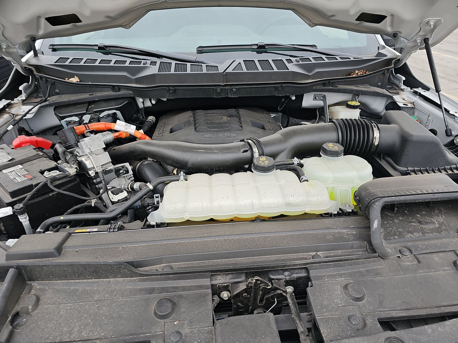 2023 Ford F-150 Hybrid XLT AWD