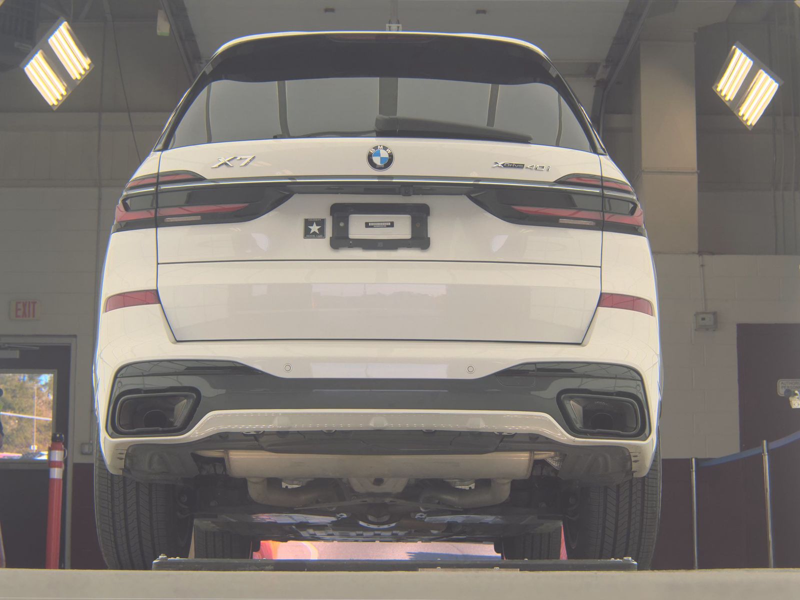 2023 BMW X7 xDrive40i AWD