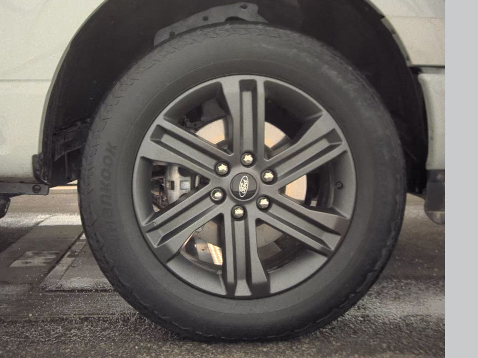 2023 Ford F-150 XLT AWD