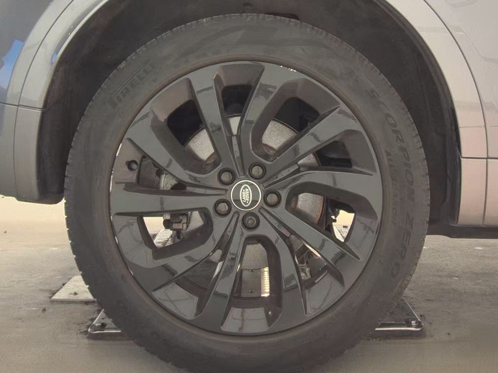 2022 Land Rover Discovery Sport S R-Dynamic AWD