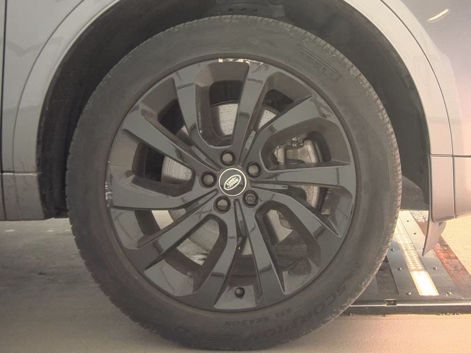 2022 Land Rover Discovery Sport S R-Dynamic AWD