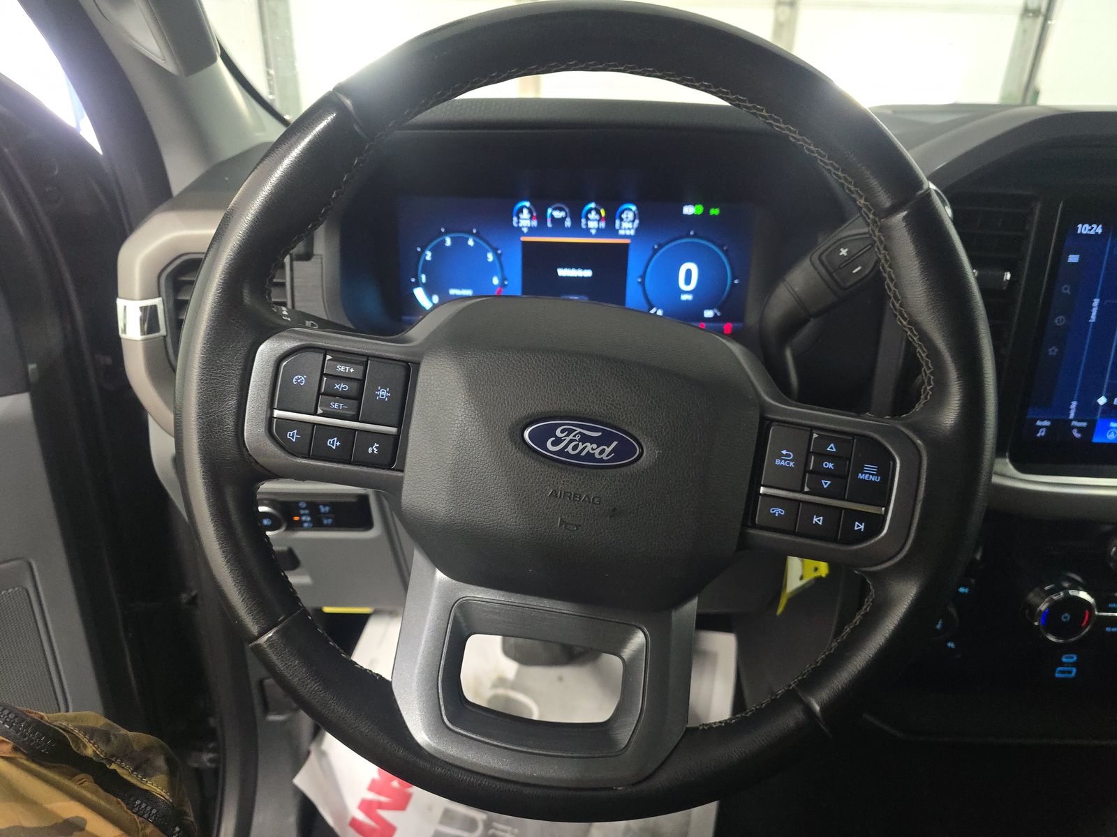 2024 Ford F-150 XLT AWD