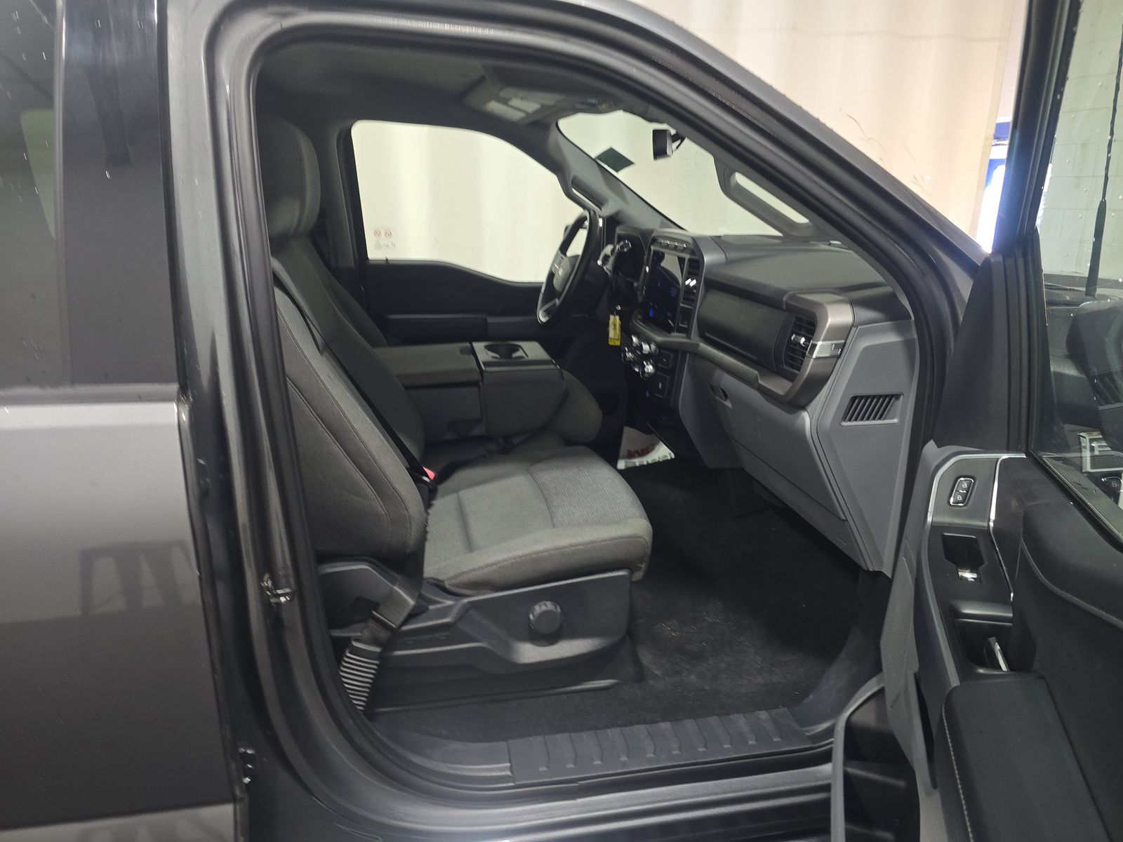 2024 Ford F-150 XLT AWD