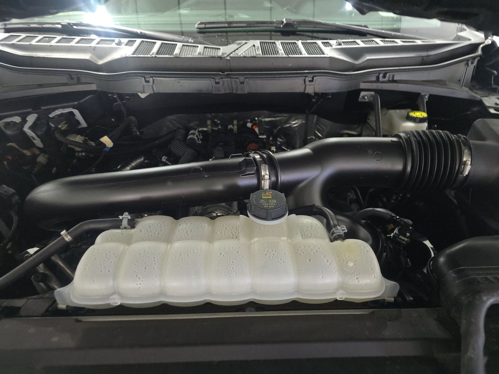 2025 Ford F-150 XLT AWD