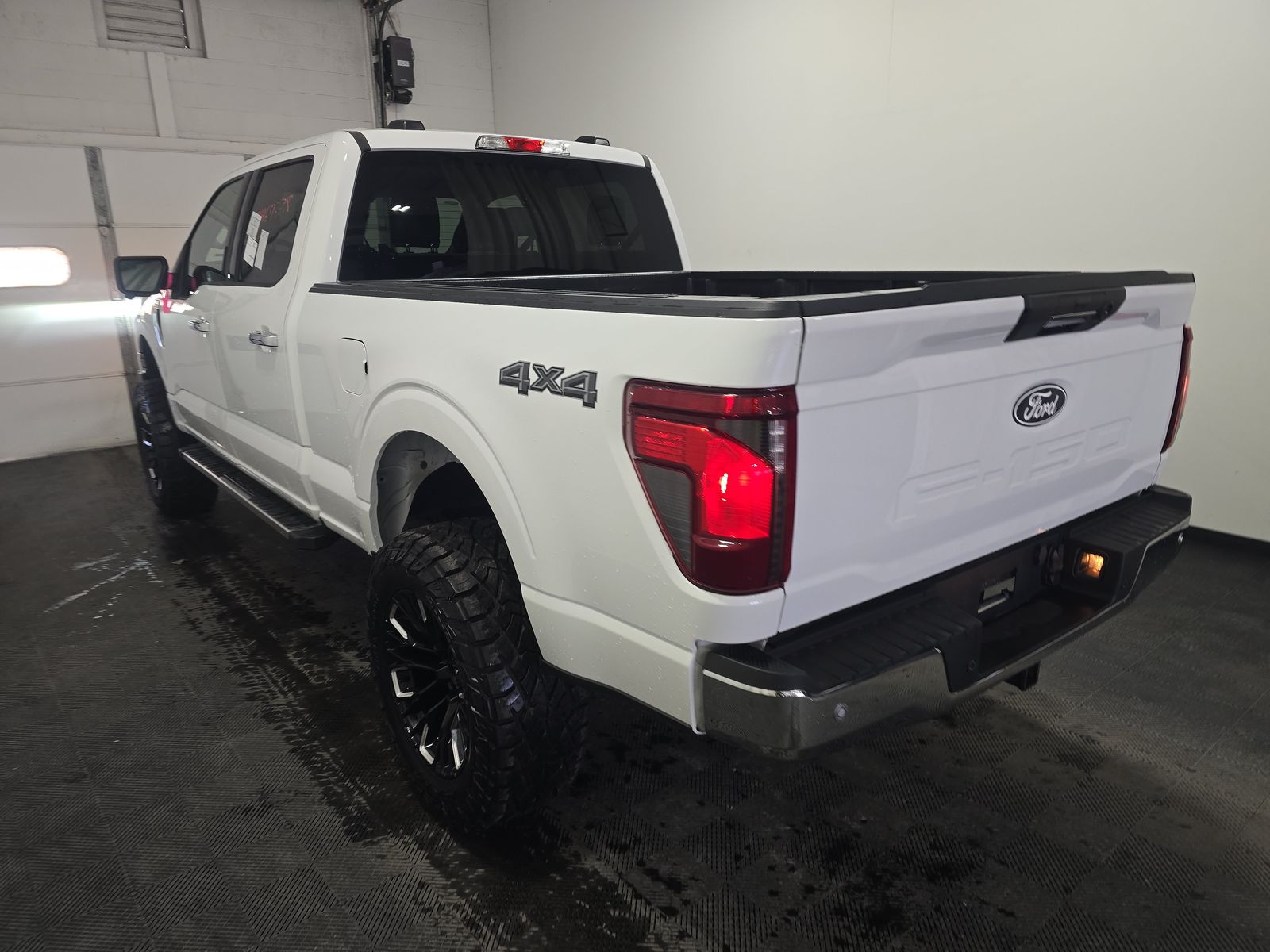 2024 Ford F-150 XLT AWD