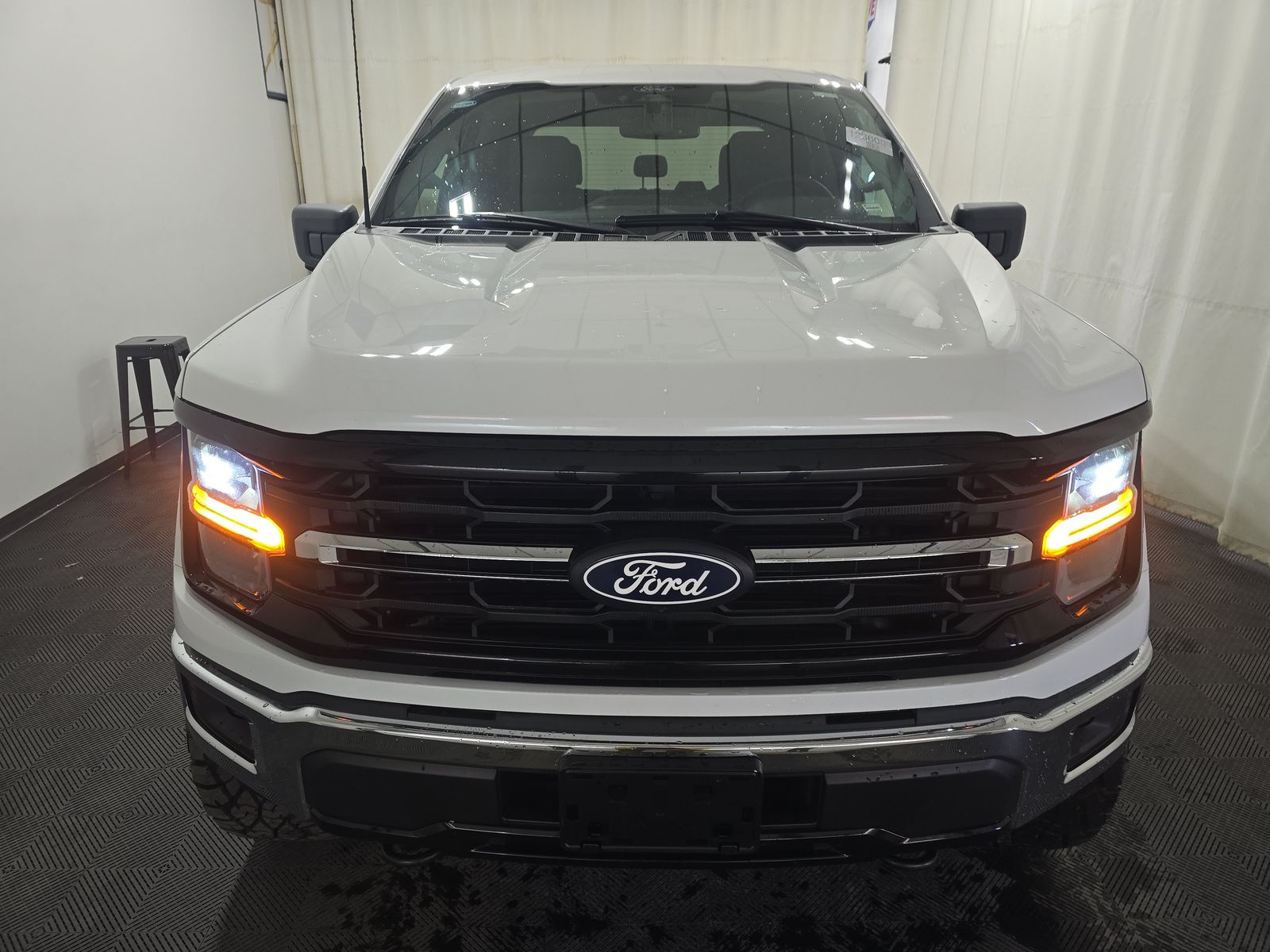 2024 Ford F-150 XLT AWD