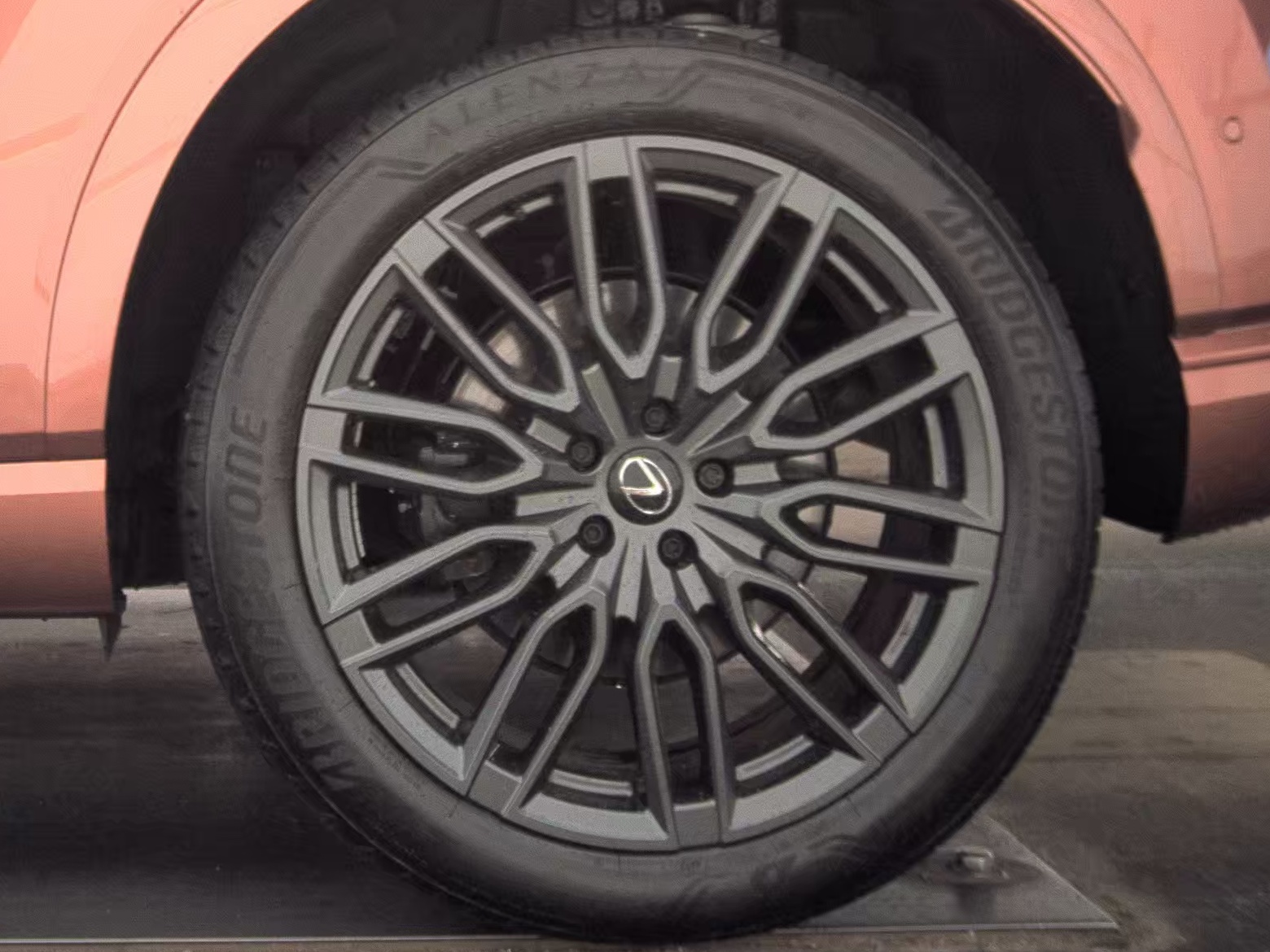 2024 Lexus RX RX 500h F SPORT Performance AWD