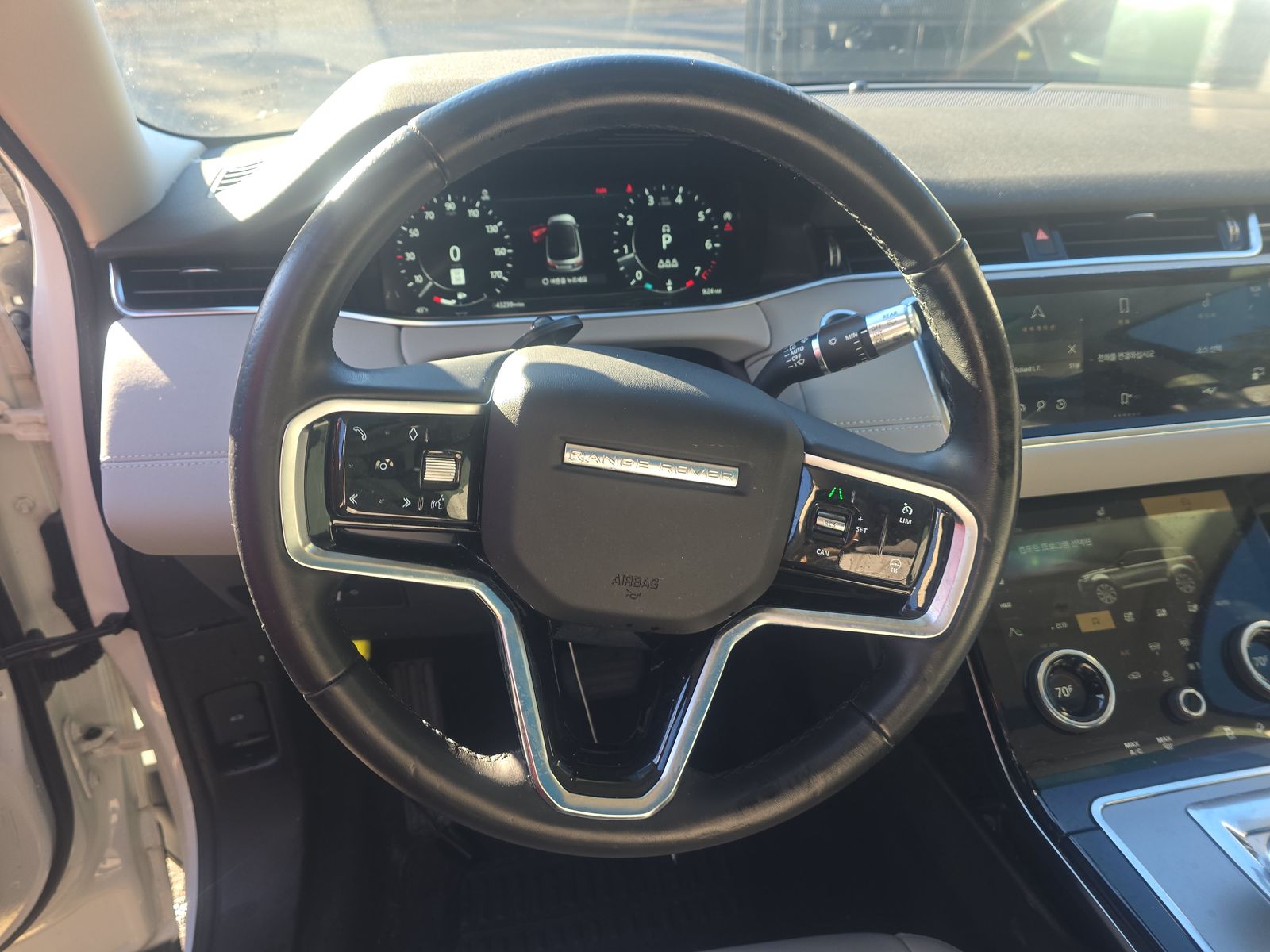 2022 Land Rover Range Rover Evoque SE AWD