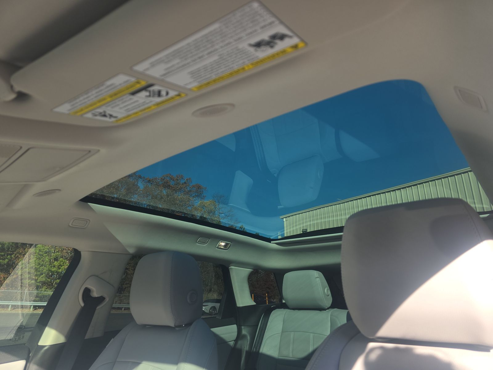 2022 Land Rover Range Rover Evoque SE AWD