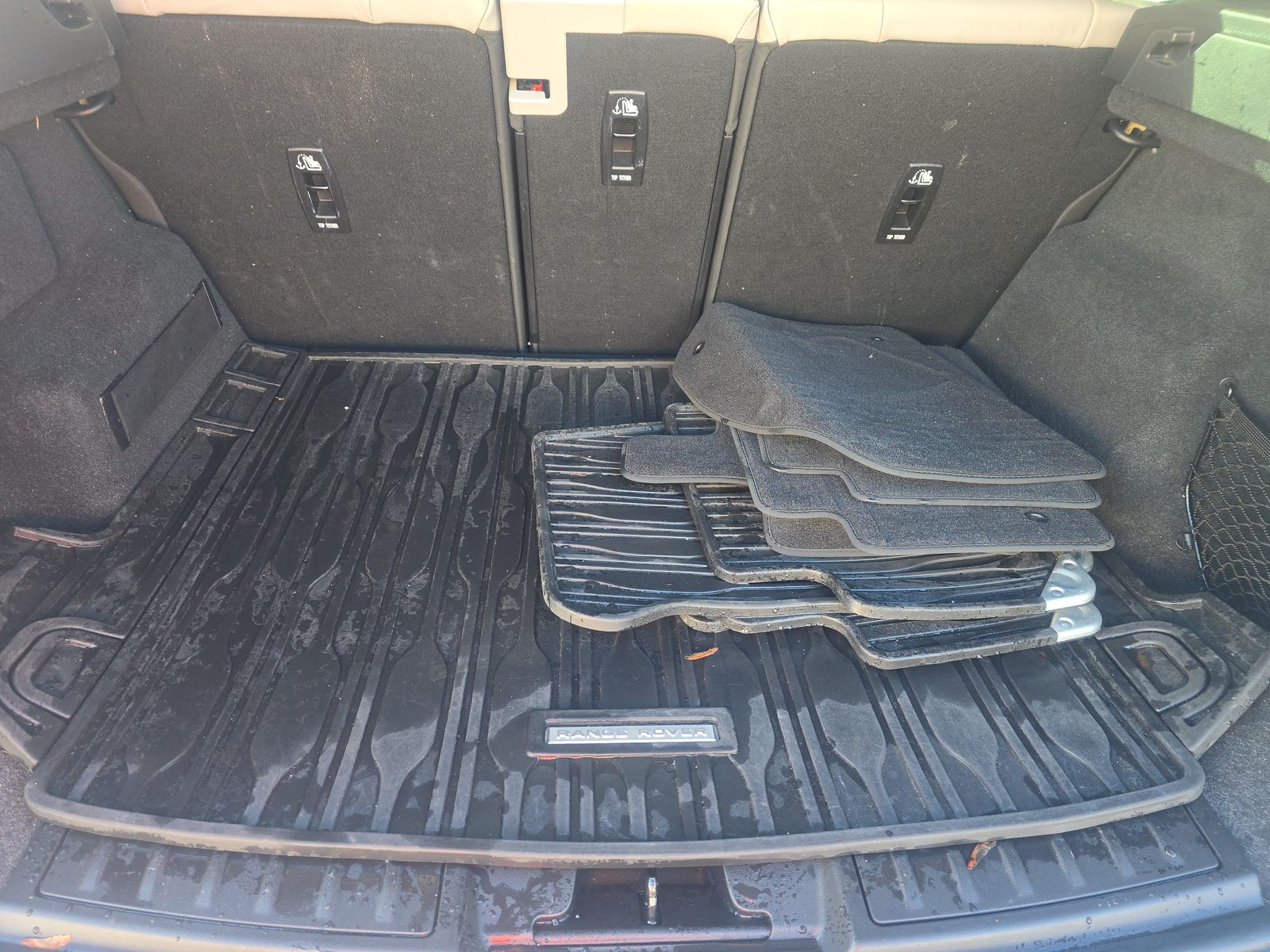 2022 Land Rover Range Rover Evoque SE AWD