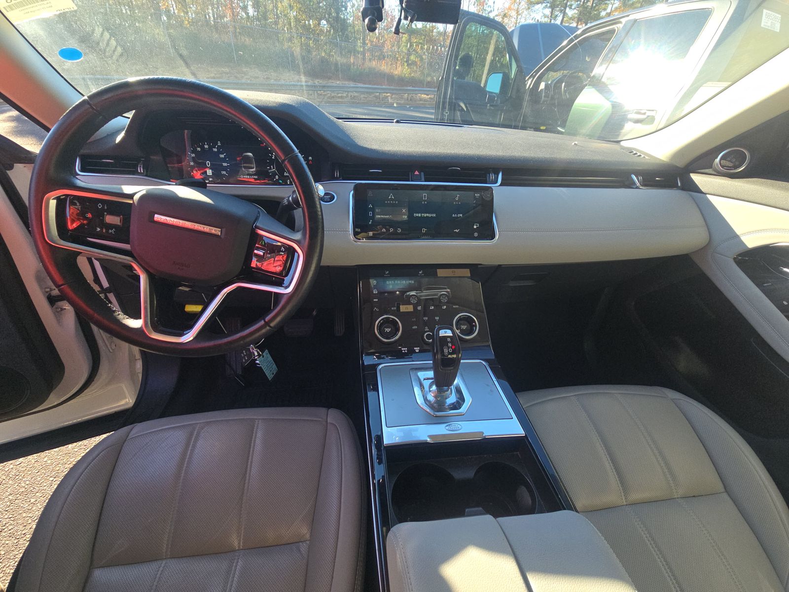 2022 Land Rover Range Rover Evoque SE AWD