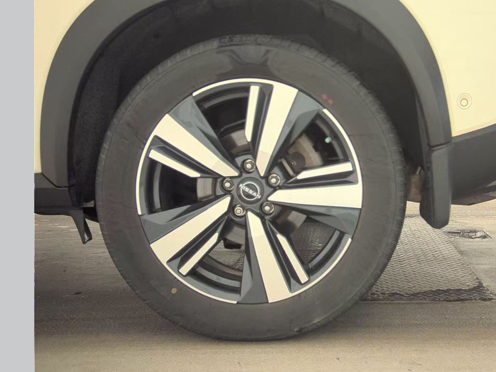 2023 Nissan Rogue Platinum AWD