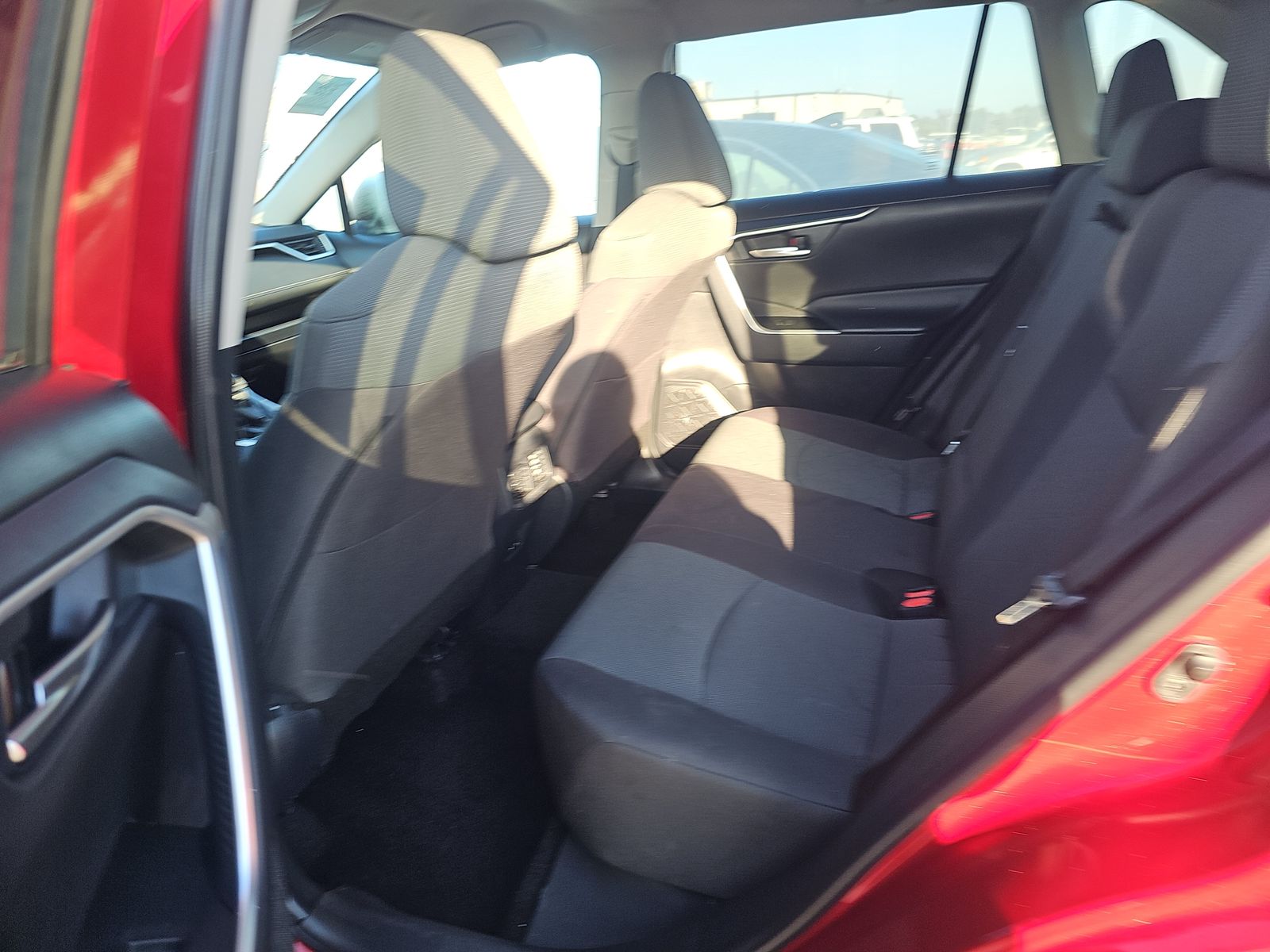 2025 Toyota RAV4 XLE AWD