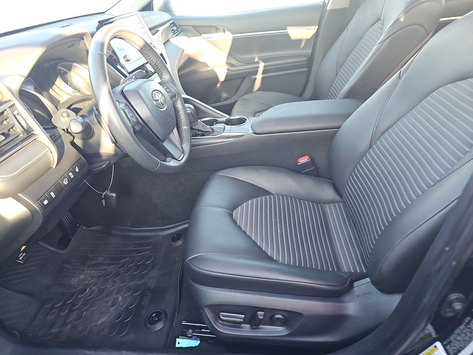 2023 Toyota Camry SE FWD